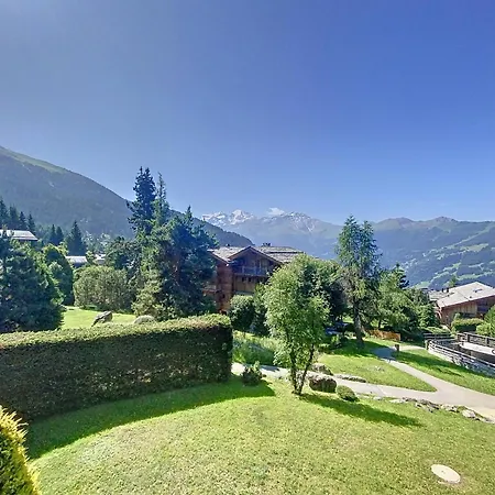 Falaises 223 アパート